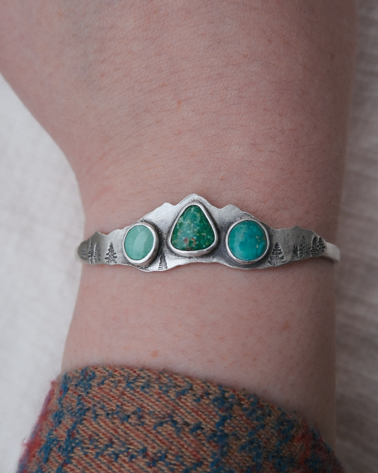 Cascades Cuff | (original)