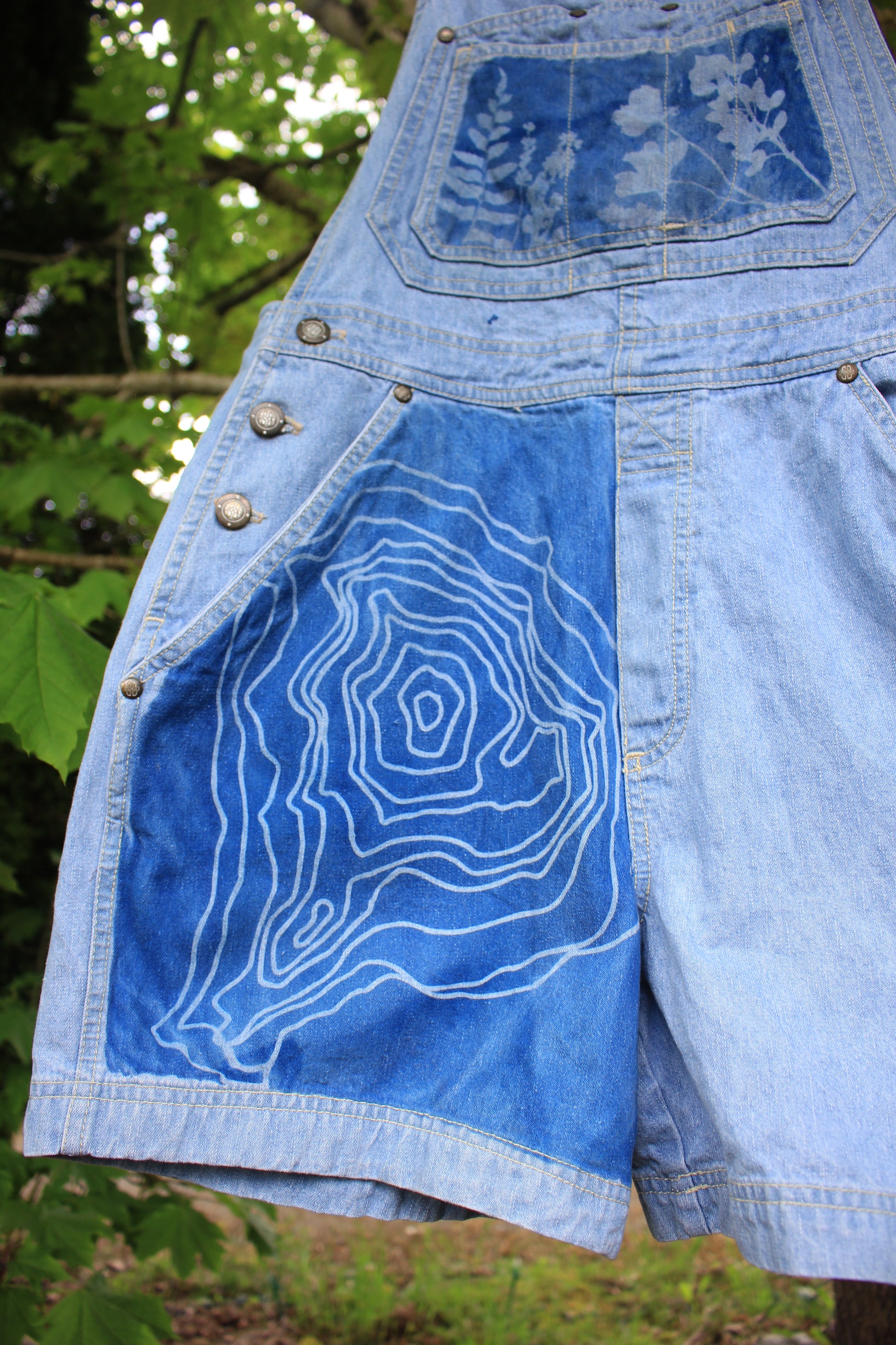 Kulshan/Mt Baker Topo | Vintage Bill Blass Overall Shorts | Size L
